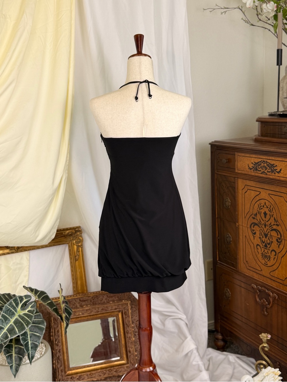 Vintage Cache Black Sequin Halter Empire-Waist Mini Dress Prom Party Goth Chic - Picture 3 of 6